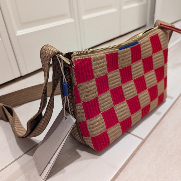 Nwt Rothy's Casual Crossbody Checker Red - Picture 3 of 8
